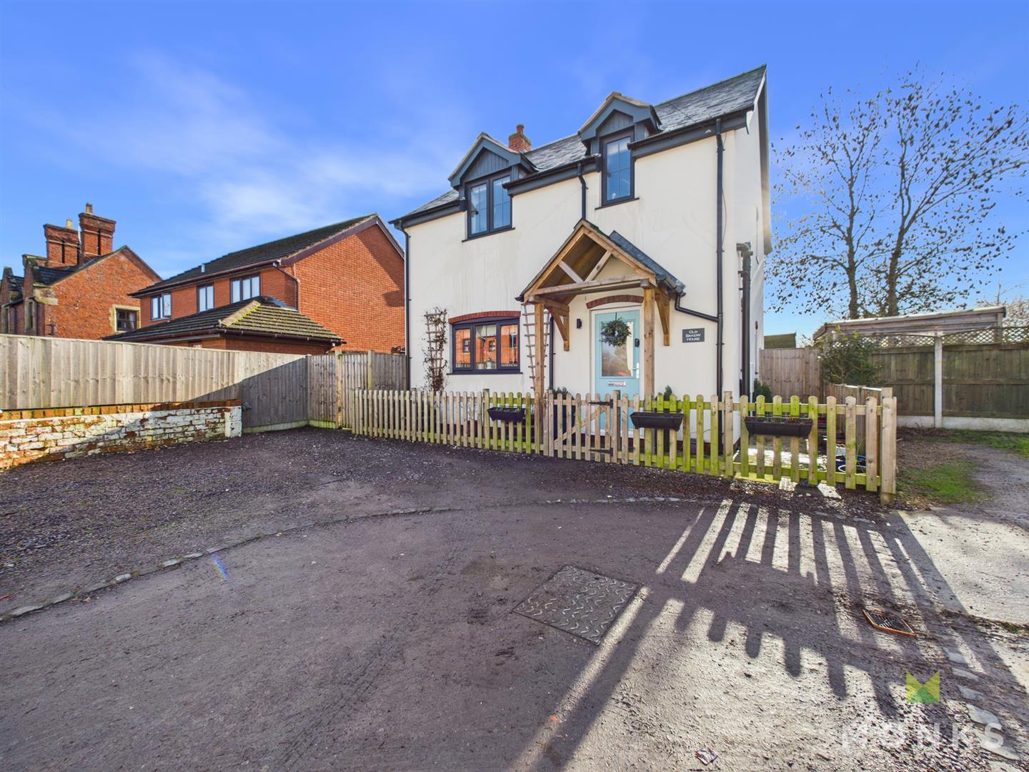 Old Bakery House Station Road, Oswestry, SY11 4DA For Sale